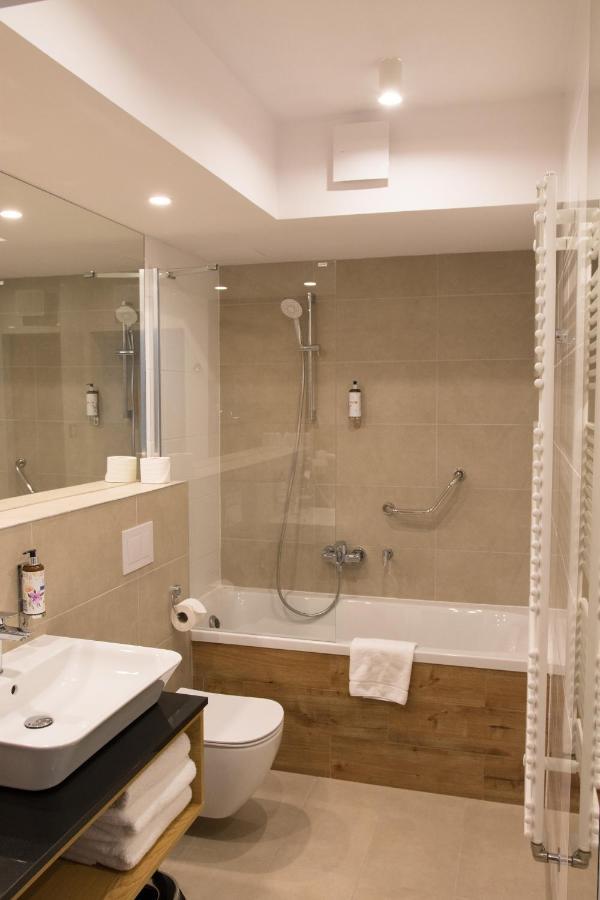 Aparthotel Termy Унеюв Экстерьер фото