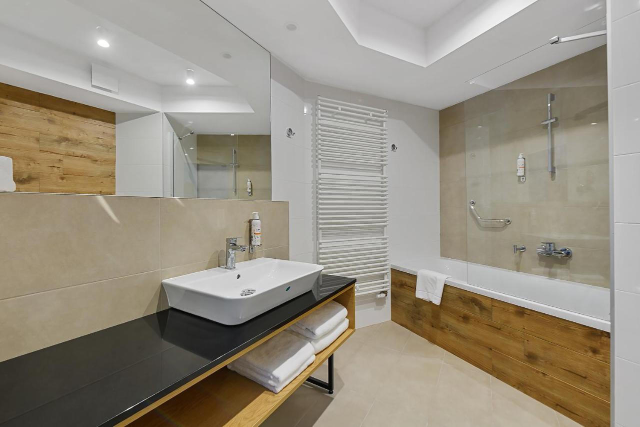 Aparthotel Termy Унеюв Экстерьер фото